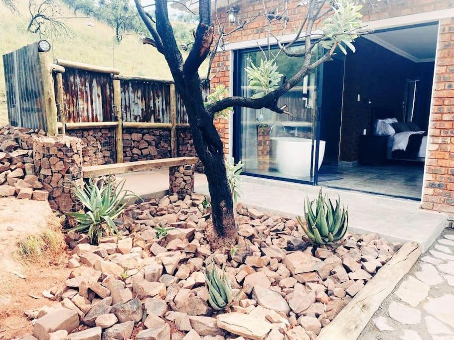 פרטוריה Rocky Road Mountain Lodge מראה חיצוני תמונה